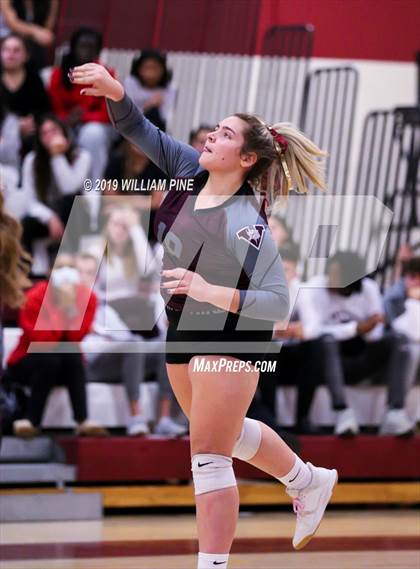 Thumbnail 1 in Valhalla vs. Millbrook (NYSPHSAA Class C Regional Semifinal) photogallery.