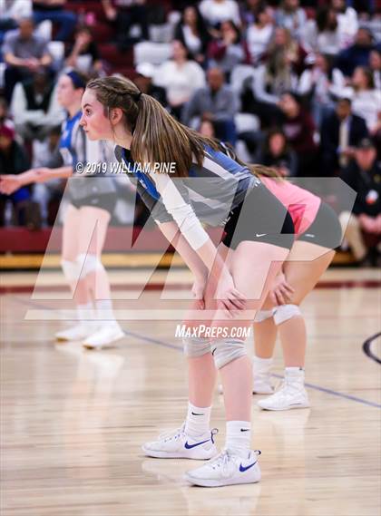 Thumbnail 3 in Valhalla vs. Millbrook (NYSPHSAA Class C Regional Semifinal) photogallery.