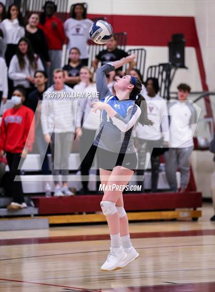 Thumbnail 1 in Valhalla vs. Millbrook (NYSPHSAA Class C Regional Semifinal) photogallery.