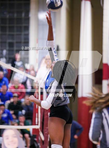 Thumbnail 2 in Valhalla vs. Millbrook (NYSPHSAA Class C Regional Semifinal) photogallery.
