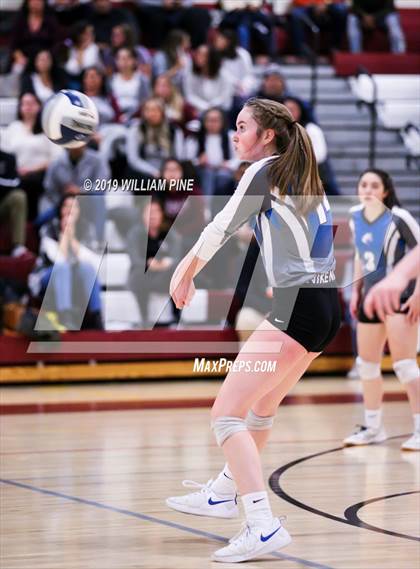 Thumbnail 3 in Valhalla vs. Millbrook (NYSPHSAA Class C Regional Semifinal) photogallery.