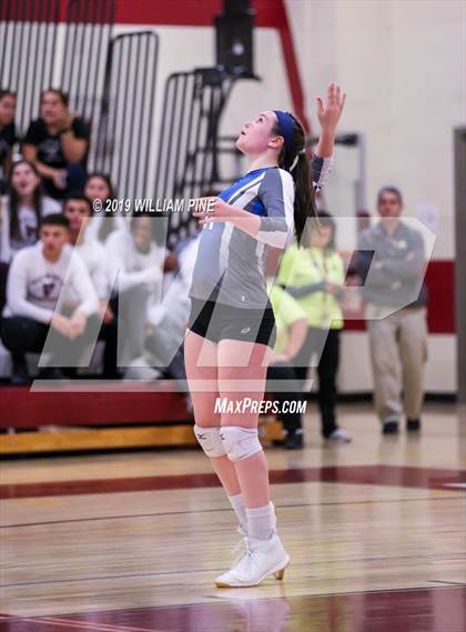 Thumbnail 3 in Valhalla vs. Millbrook (NYSPHSAA Class C Regional Semifinal) photogallery.