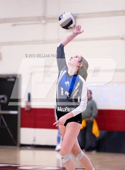 Thumbnail 1 in Valhalla vs. Millbrook (NYSPHSAA Class C Regional Semifinal) photogallery.