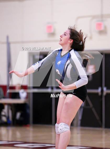 Thumbnail 3 in Valhalla vs. Millbrook (NYSPHSAA Class C Regional Semifinal) photogallery.