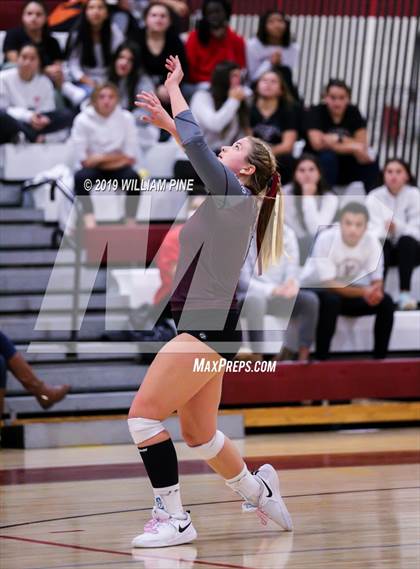 Thumbnail 1 in Valhalla vs. Millbrook (NYSPHSAA Class C Regional Semifinal) photogallery.