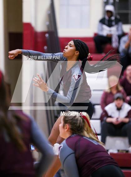 Thumbnail 2 in Valhalla vs. Millbrook (NYSPHSAA Class C Regional Semifinal) photogallery.
