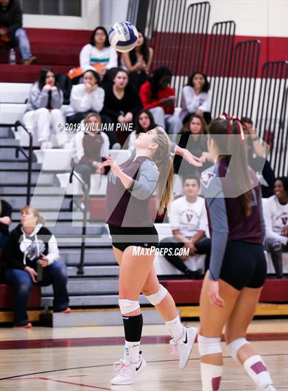 Thumbnail 3 in Valhalla vs. Millbrook (NYSPHSAA Class C Regional Semifinal) photogallery.
