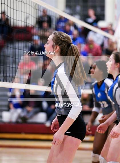 Thumbnail 1 in Valhalla vs. Millbrook (NYSPHSAA Class C Regional Semifinal) photogallery.