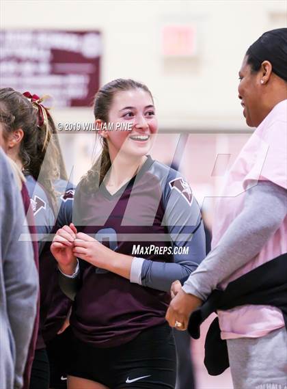 Thumbnail 1 in Valhalla vs. Millbrook (NYSPHSAA Class C Regional Semifinal) photogallery.