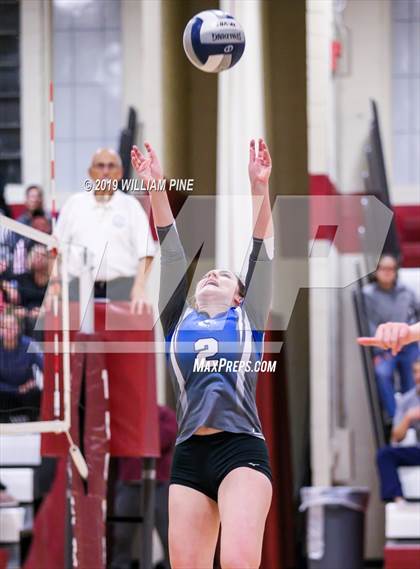 Thumbnail 2 in Valhalla vs. Millbrook (NYSPHSAA Class C Regional Semifinal) photogallery.