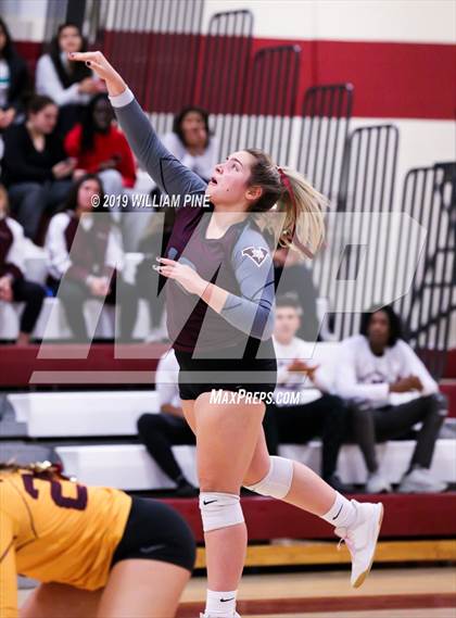 Thumbnail 1 in Valhalla vs. Millbrook (NYSPHSAA Class C Regional Semifinal) photogallery.