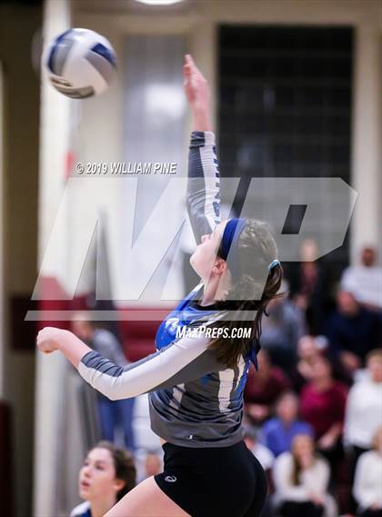 Thumbnail 1 in Valhalla vs. Millbrook (NYSPHSAA Class C Regional Semifinal) photogallery.