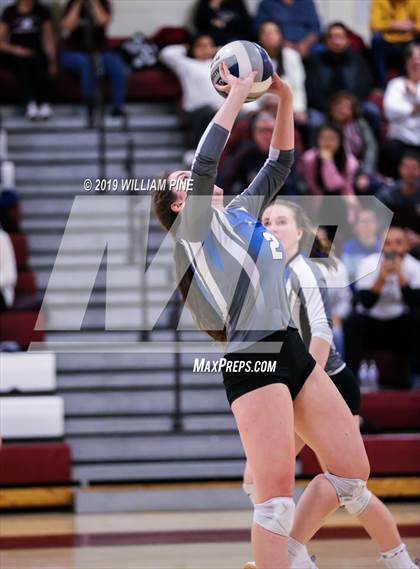 Thumbnail 3 in Valhalla vs. Millbrook (NYSPHSAA Class C Regional Semifinal) photogallery.