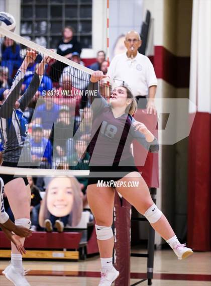Thumbnail 1 in Valhalla vs. Millbrook (NYSPHSAA Class C Regional Semifinal) photogallery.
