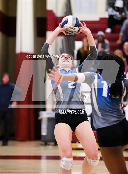 Thumbnail 1 in Valhalla vs. Millbrook (NYSPHSAA Class C Regional Semifinal) photogallery.
