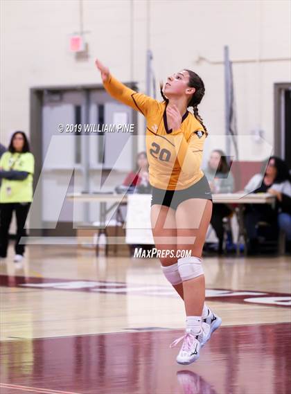 Thumbnail 3 in Valhalla vs. Millbrook (NYSPHSAA Class C Regional Semifinal) photogallery.