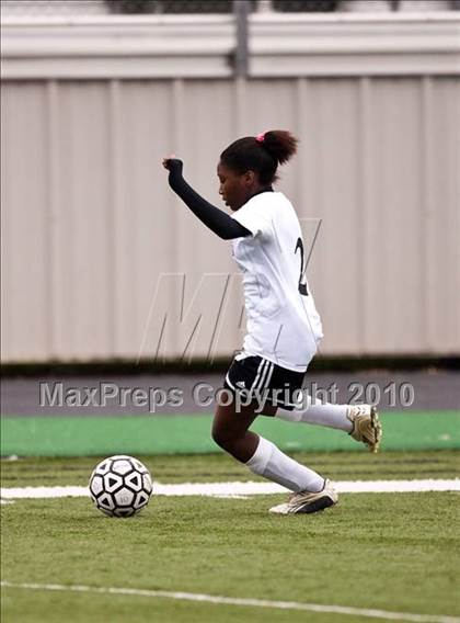 Thumbnail 2 in Dobie vs Oak Ridge (Pearland ISD Soccer Shootout) photogallery.