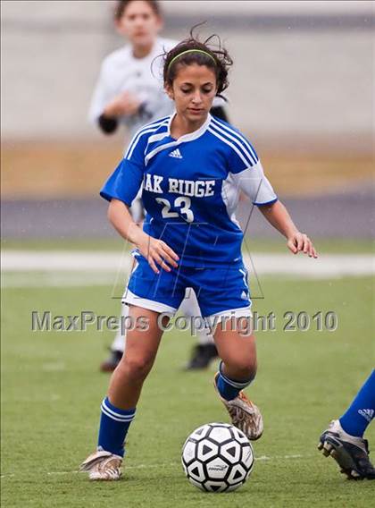 Thumbnail 1 in Dobie vs Oak Ridge (Pearland ISD Soccer Shootout) photogallery.