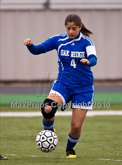 Thumbnail 3 in Dobie vs Oak Ridge (Pearland ISD Soccer Shootout) photogallery.