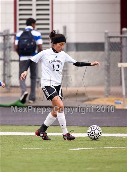 Thumbnail 2 in Dobie vs Oak Ridge (Pearland ISD Soccer Shootout) photogallery.