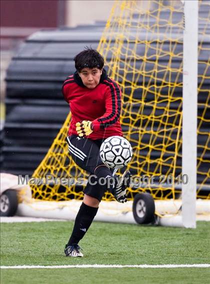 Thumbnail 2 in Dobie vs Oak Ridge (Pearland ISD Soccer Shootout) photogallery.
