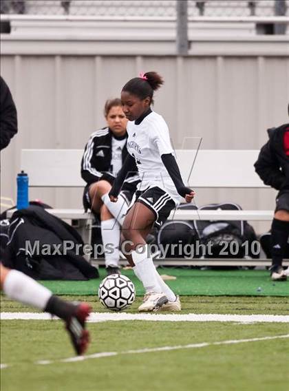 Thumbnail 1 in Dobie vs Oak Ridge (Pearland ISD Soccer Shootout) photogallery.