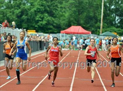 Thumbnail 3 in NYSPHSAA Track & Field Championships (Girls Events - Day 1) photogallery.