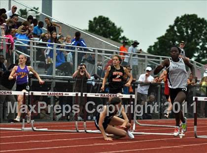 Thumbnail 3 in NYSPHSAA Track & Field Championships (Girls Events - Day 1) photogallery.