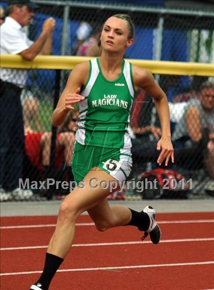 Thumbnail 3 in NYSPHSAA Track & Field Championships (Girls Events - Day 1) photogallery.