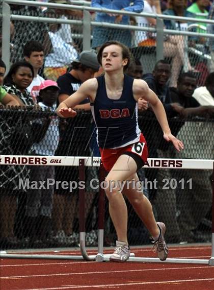 Thumbnail 1 in NYSPHSAA Track & Field Championships (Girls Events - Day 1) photogallery.