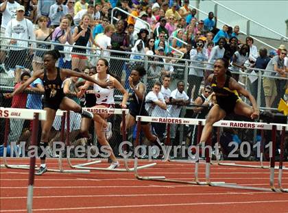 Thumbnail 2 in NYSPHSAA Track & Field Championships (Girls Events - Day 1) photogallery.