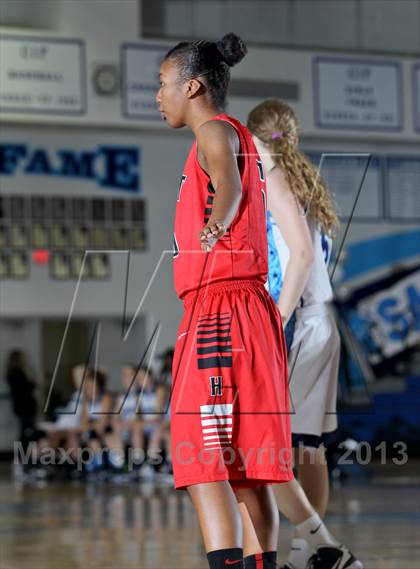 Thumbnail 1 in Hart @ Saugus photogallery.