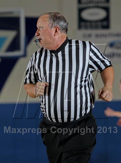 Thumbnail 3 in Hart @ Saugus photogallery.