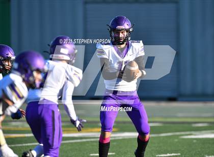 Thumbnail 3 in JV: Tokay @ St. Mary's photogallery.