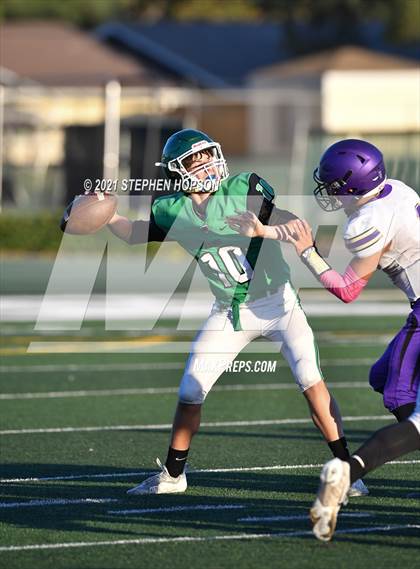 Thumbnail 2 in JV: Tokay @ St. Mary's photogallery.