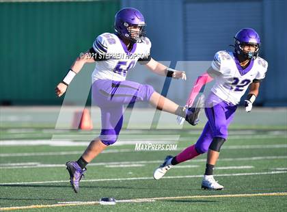 Thumbnail 3 in JV: Tokay @ St. Mary's photogallery.