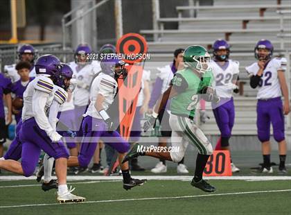 Thumbnail 2 in JV: Tokay @ St. Mary's photogallery.