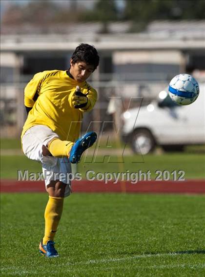 Thumbnail 3 in Deer Park vs Clear Falls (Pearland Soccer Classic) photogallery.