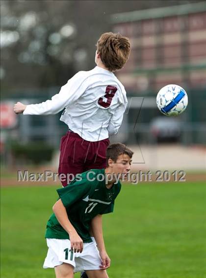 Thumbnail 3 in Deer Park vs Clear Falls (Pearland Soccer Classic) photogallery.