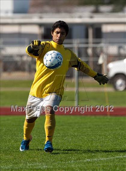 Thumbnail 3 in Deer Park vs Clear Falls (Pearland Soccer Classic) photogallery.