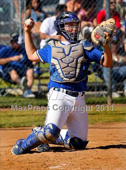 Thumbnail 3 in Charter Oak @ Damien photogallery.
