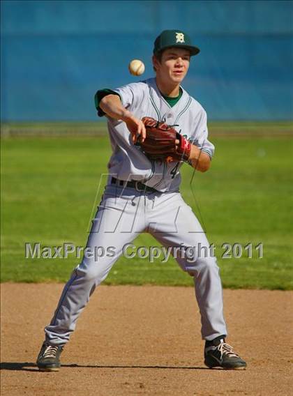Thumbnail 3 in Charter Oak @ Damien photogallery.