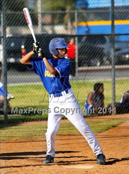 Thumbnail 3 in Charter Oak @ Damien photogallery.