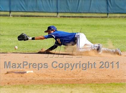 Thumbnail 1 in Charter Oak @ Damien photogallery.