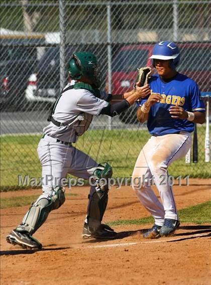 Thumbnail 3 in Charter Oak @ Damien photogallery.