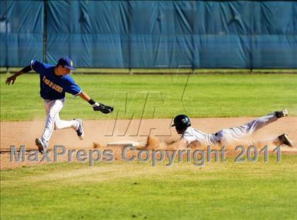 Thumbnail 1 in Charter Oak @ Damien photogallery.