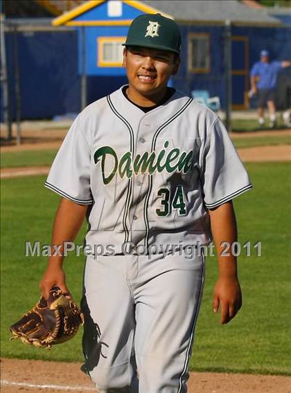 Thumbnail 2 in Charter Oak @ Damien photogallery.