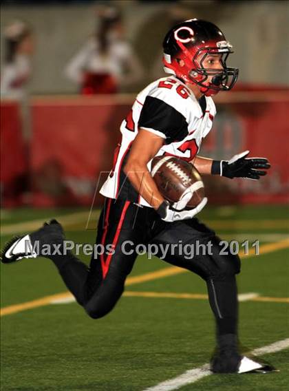 Thumbnail 3 in Mater Dei vs. Centennial photogallery.