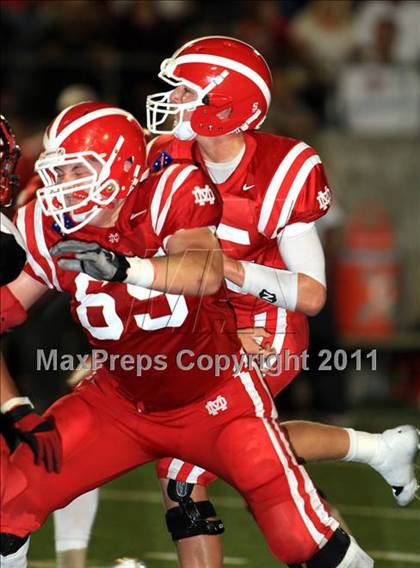 Thumbnail 2 in Mater Dei vs. Centennial photogallery.