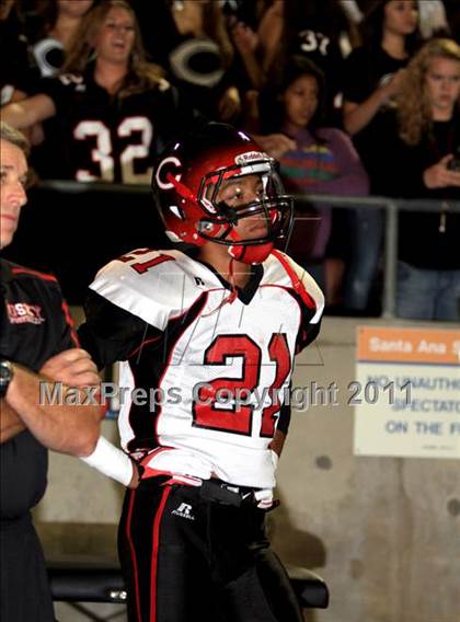 Thumbnail 3 in Mater Dei vs. Centennial photogallery.